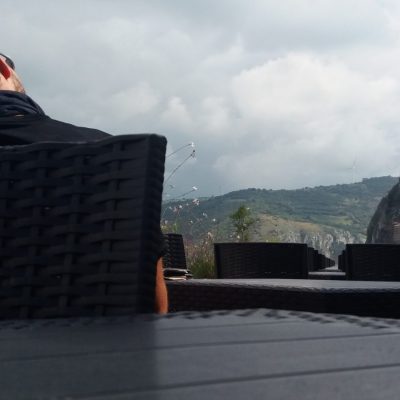 Uživanje iz kafeterije Uživanje iz kafeterije